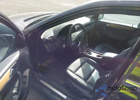 2007 Mercedes-Benz C 230 Sport из США, поврежденный, VIN WDBRF52H67F928245